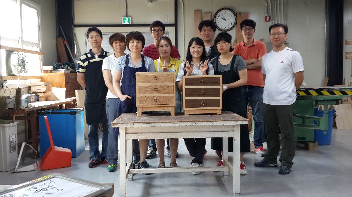 3단 서랍장 완성후 모습입니다^^